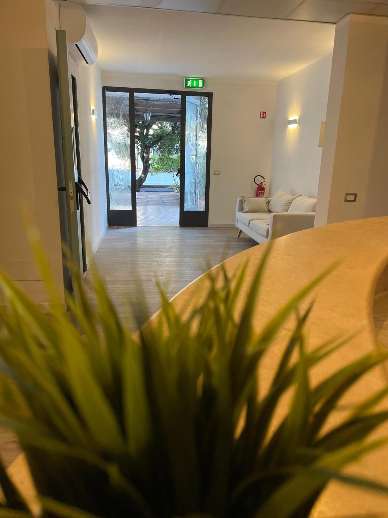 Hotel L'Etrusco - San Vincenzo Kültér fotó